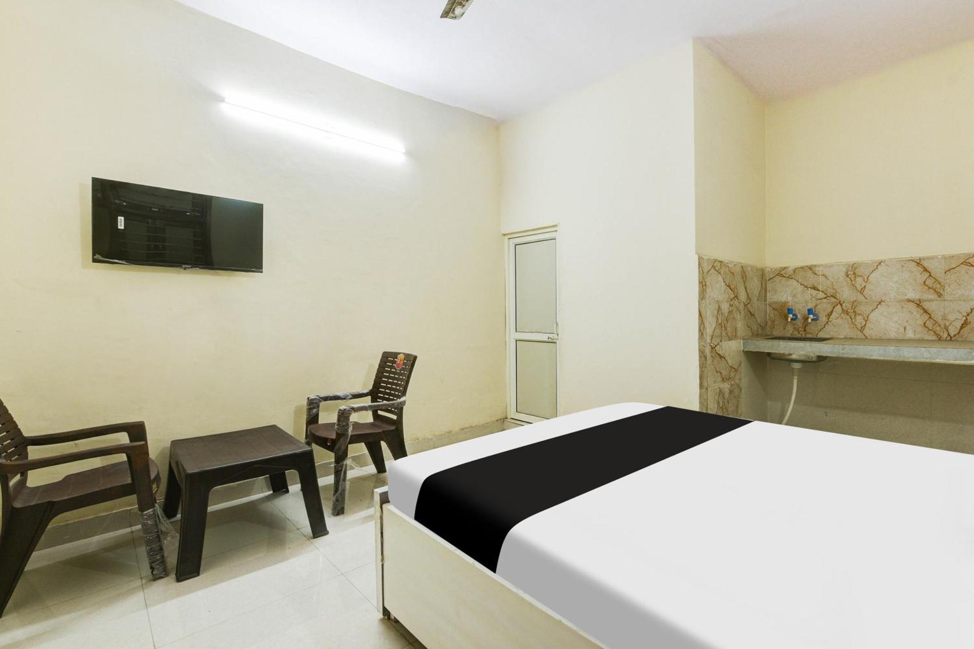 Hotel O J.D Kings Faridabad Buitenkant foto