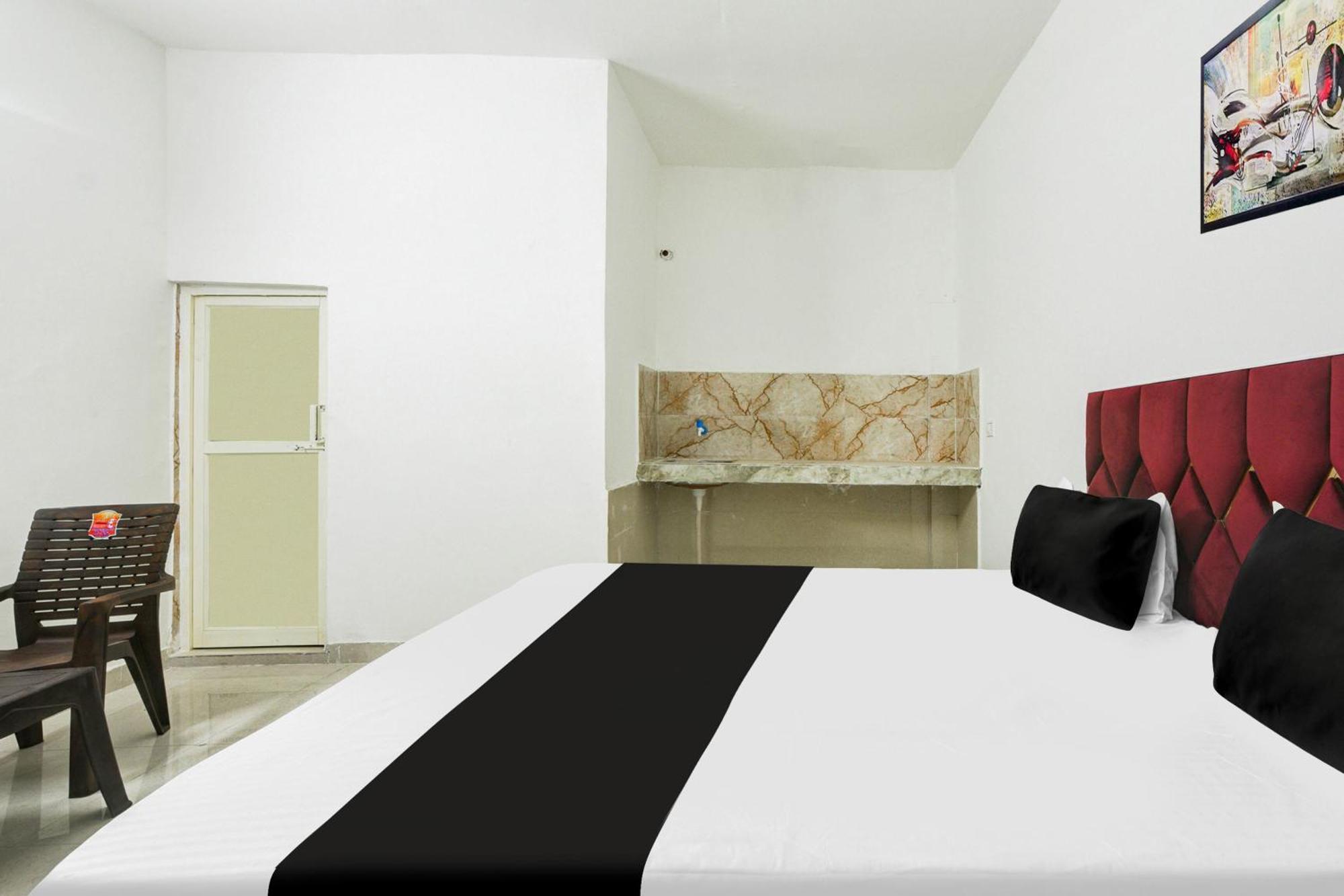 Hotel O J.D Kings Faridabad Buitenkant foto