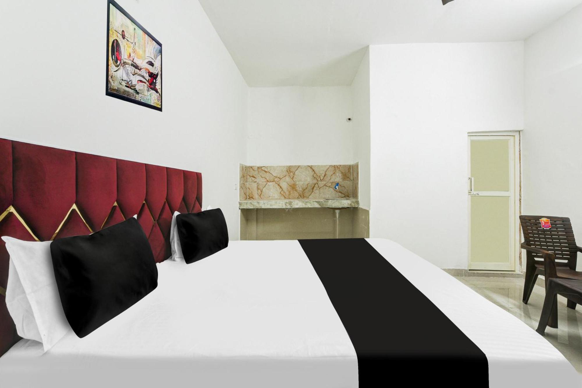 Hotel O J.D Kings Faridabad Buitenkant foto