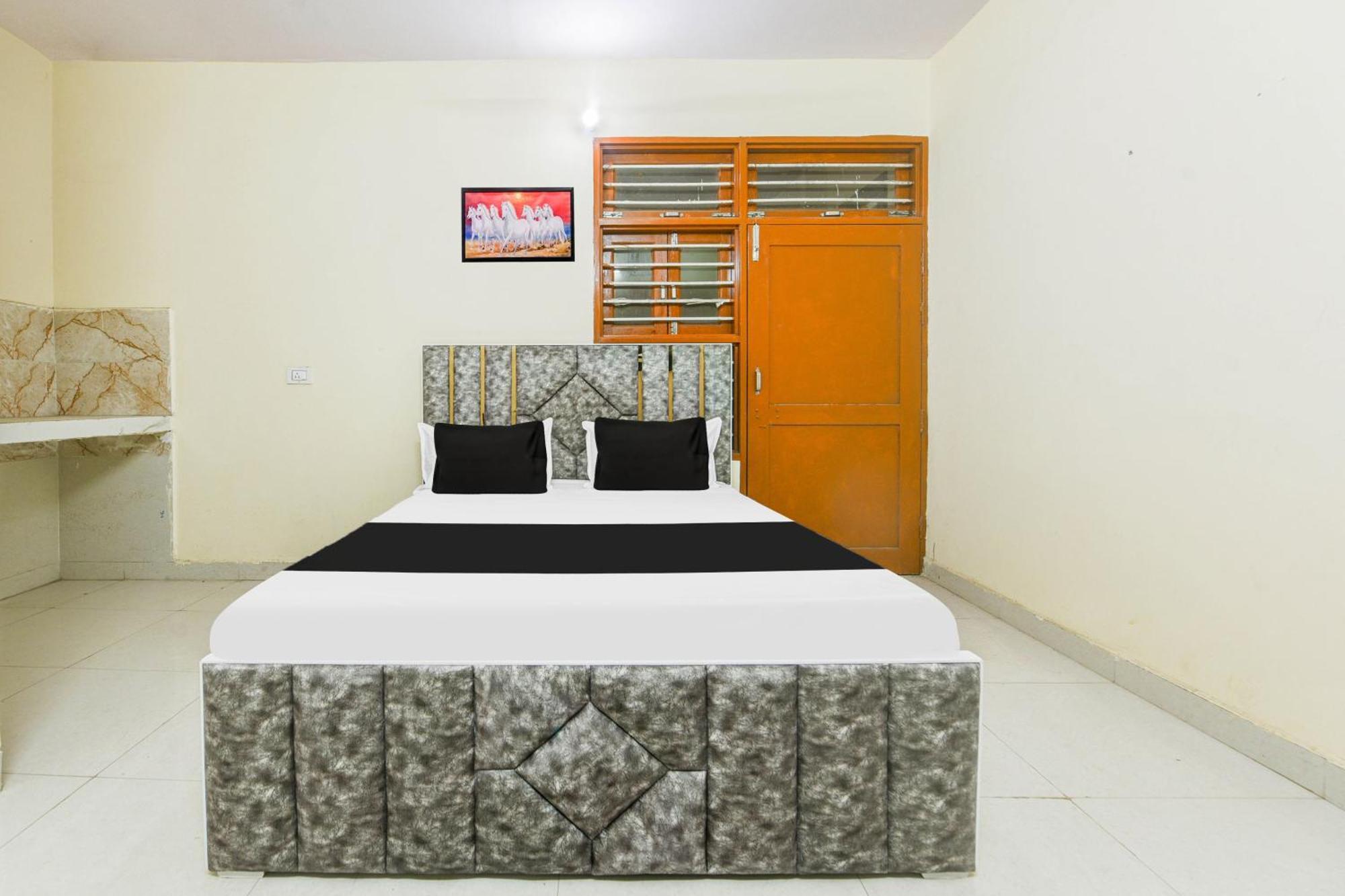 Hotel O J.D Kings Faridabad Buitenkant foto